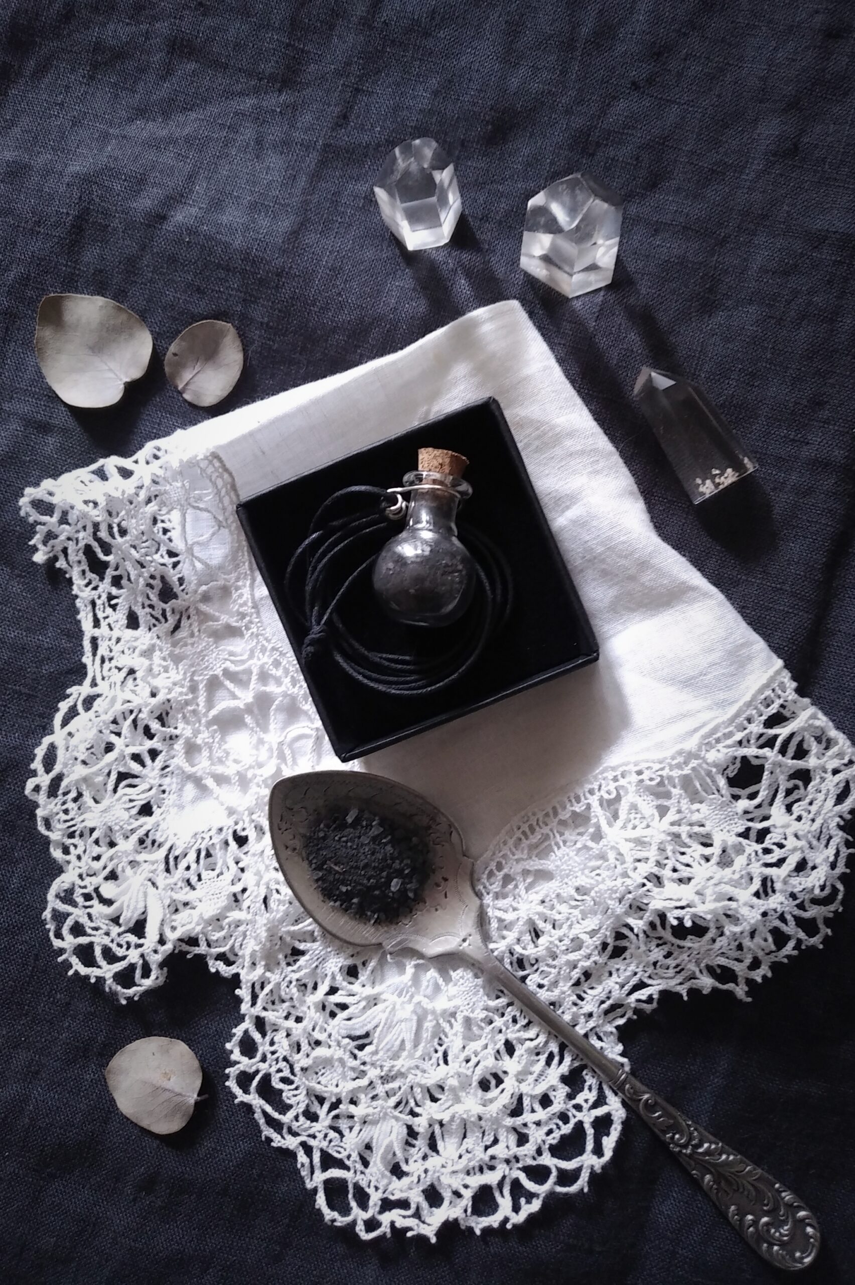 DEA MARICA. BLACK WITCHES SALT AMULET ✷ protection - glass bottle, cork, handcrafted silver holder - Image 2