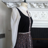 BLACK & WHITE GUNNE SAX PRAIRIE DRESS ※ Peter Pan collar, bib & flowery skirt - Image 8
