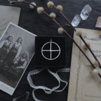 CHIISIKAAW. PETROGLYPH TALISMAN ✷ recycled silver - medicine wheel, sun wheel, solar cross - Image 4
