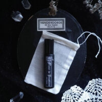 FLEUR DE POUSSIÈRE. PERFUME & POTION. ROLL-ON ✷ organic anointing oil - incense, patchouli & rose - Image 6