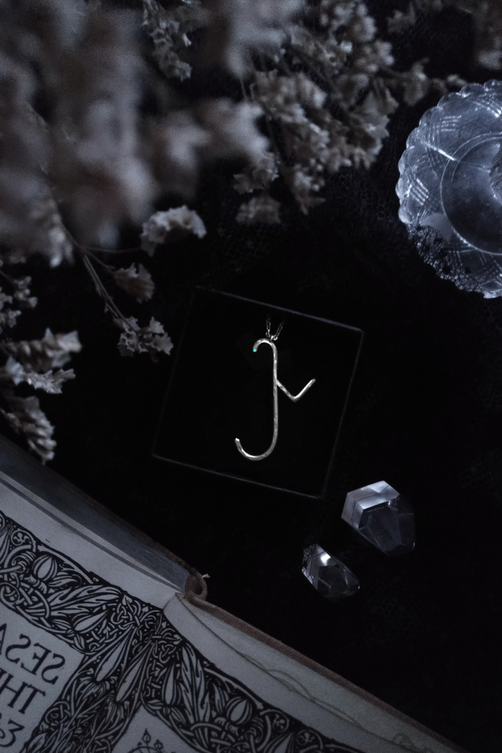 LITTERAE IGNOTAE. HILDEGARD VON BINGEN TALISMAN ✷ recycled sterling silver - Lingua Ignota - any letter - Image 9