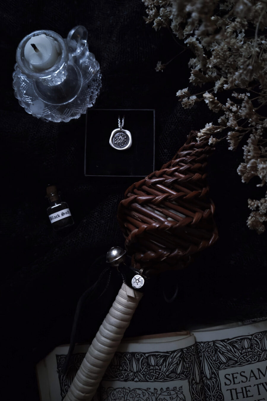 LUNARIS. PROTECTION ARTEFACT, FOLK RATTLE ✷ LAST 1. wicker & moon & pentagram silver medallion - Image 4