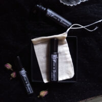 FLEUR DE POUSSIÈRE. PERFUME & POTION. ROLL-ON ✷ organic anointing oil - incense, patchouli & rose - Image 3