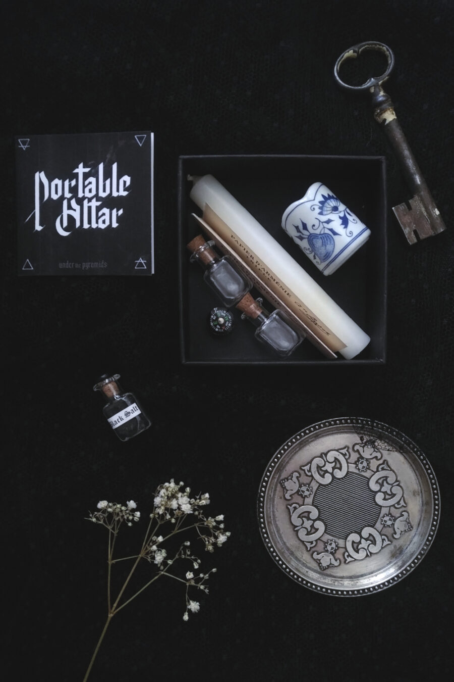 FOLK WITCH. PORTABLE ALTAR KIT ✷ LAST 2 - vintage mini tray & candle holder, mini vials, compass, candle - Image 3