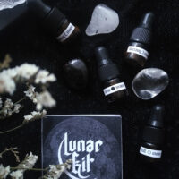 LUNAR MAGICK KIT. MOON PHASES SET ✷ essential oil blends & tumbled crystals - Image 2
