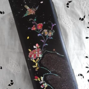GLOVES LACQUER BOX. WITH MOTHER OF PEARL DETAILS ※ bird and flowers decor