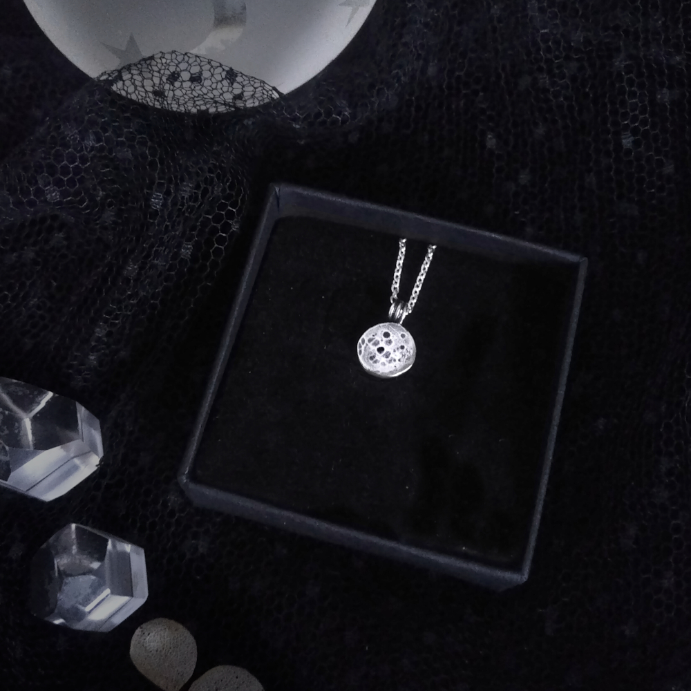 CLAIR DE LUNE MEDALLION. LUNAR HEIRLOOM ✷ sustainable sterling silver - hammered, oxydised & polished